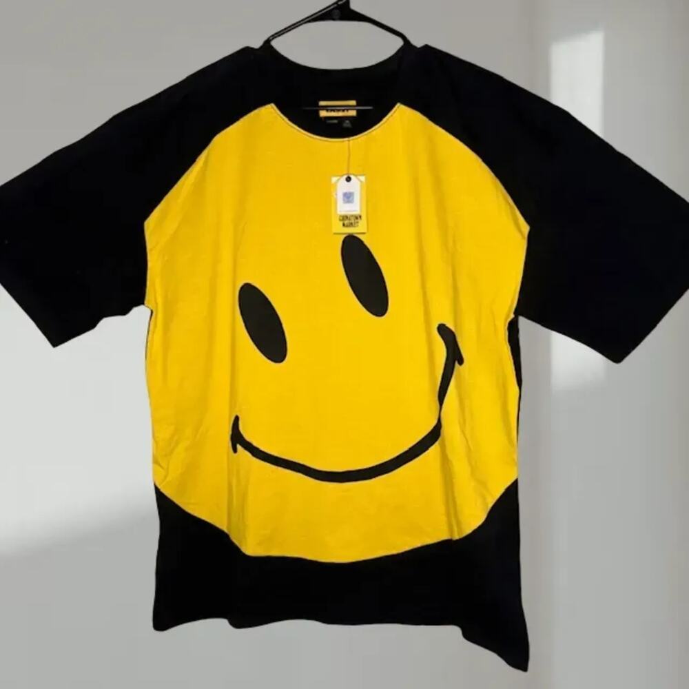 NWT Chinatown Market Smiley Face T-Shirt (Men’s XL)